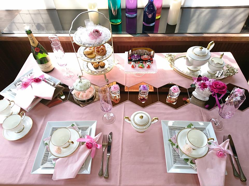 キラキラ大人女子の華やかひな祭りテーブル Princess Rose Garden